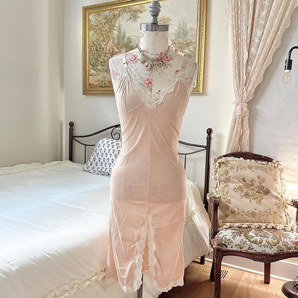 Vintage Cream Lace Slip